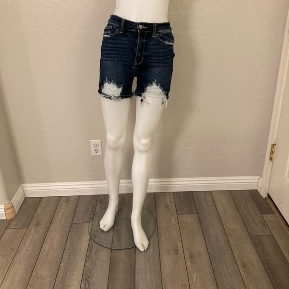 Judy Blue Distressed Raw Hemline Jean Shorts Medium